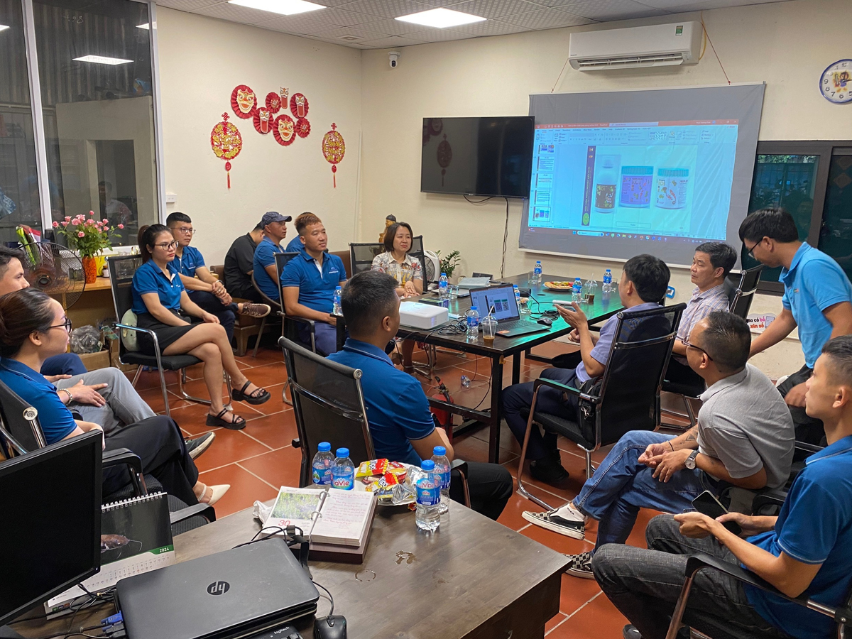 Thiết Bị Bể Cá Hải Tùng cùng AquaKoi - VMC Việt Nam trao đổi kinh nghiệm các bệnh về cá Koi với chuyên gia bệnh thủy sản Thiết Bị Bể Cá Hải Tùng cùng AquaKoi - VMC Việt Nam trao đổi kinh nghiệm các bệnh về cá Koi với chuyên gia bệnh thủy sản